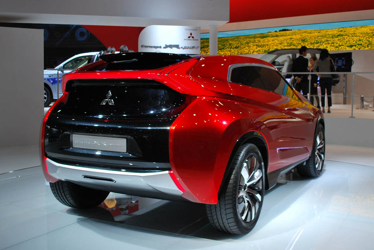 Мицубиси самая самая. Mitsubishi Concept XR-PHEV. Митсубиси кроссовер 2022. Новый Мицубиси АСХ 2022. Новые модели Митсубиси в 2022.