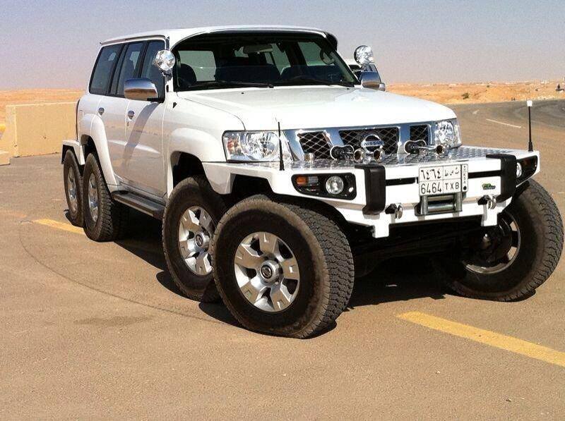 نيسان باترول سعودية مزودة بـ8 عجلات‎