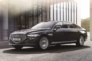 2020-genesis-g90-limousine