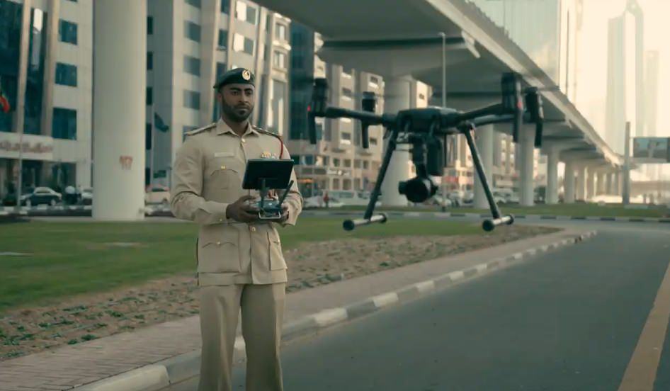 شرطة دبي طائرة بدون طيار