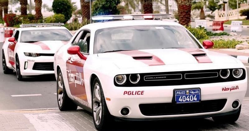 الشرطة الاماراتية تضبط سائقا عمره 23 عاما.. ارتكب مخالفات باكثر من مليون درهم