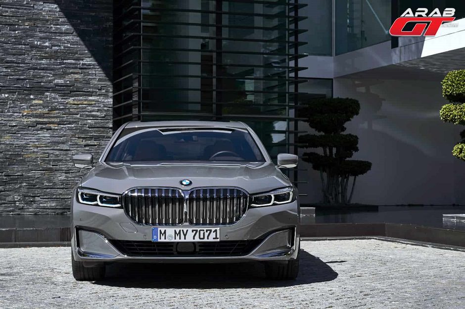 2020-BMW-750