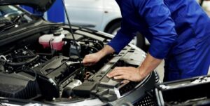 ماذا تتضمن عملية صيانة السيارة وما أهمية إجراء الصيانة الدورية ؟