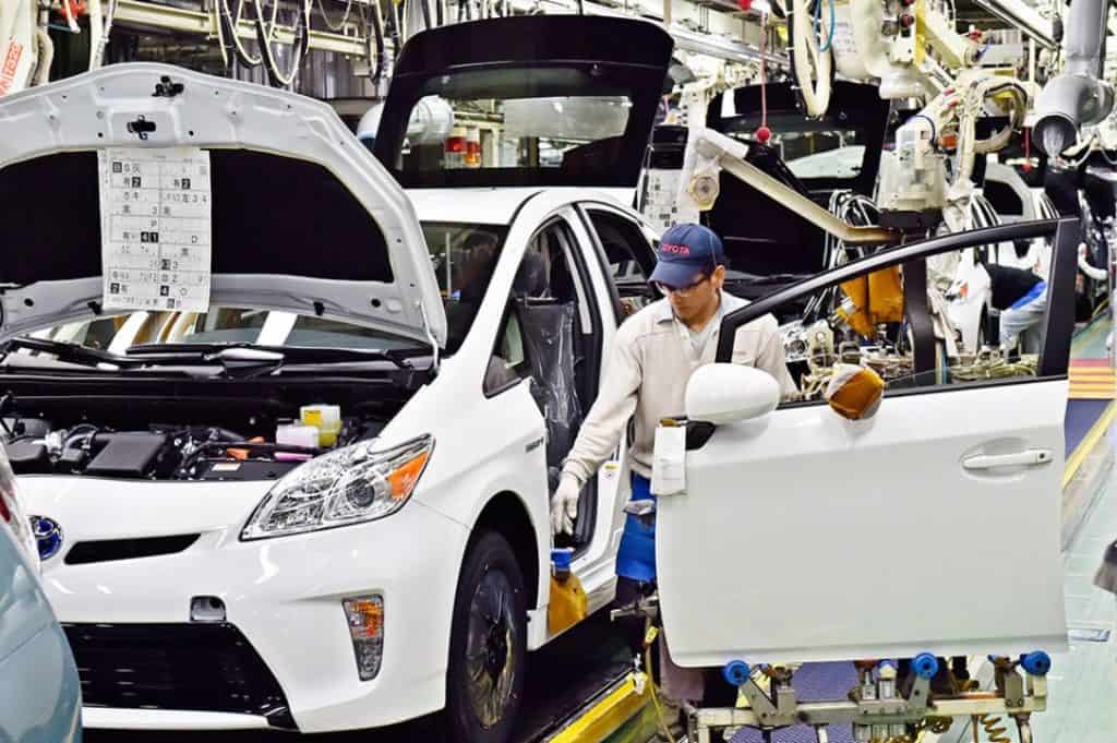 تويوتا تتوقع إنتاج أكثر من 10 ملايين سيارة في 2023 1