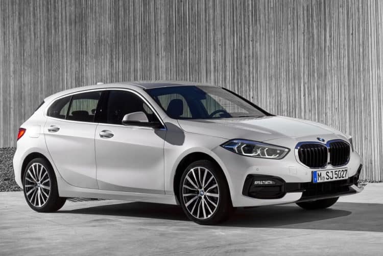 اسعار ومواصفات سيارة BMW الفئة الأولى 2023
