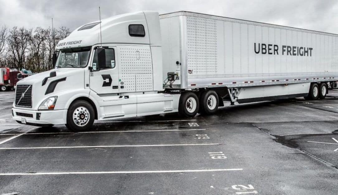 أوبر فريت تبدأ اختبار الشاحنات الكهربائية الكبيرة لتوصيل الشُحنات