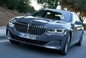 سيارة BMW 7 2022