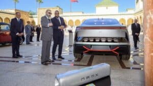 أعلن المغرب عن إنتاج أول سيارة محلية الصنع ونموذج سيارة تعمل بالهيدروجين، حيث استضاف الملك محمد السادس سيارتين مصنعتين في المغرب في حفل في القصر الملكي في العاصمة الرباط، حيث استعرض الملك سيارة جديدة من شركة نيو موتورز تعمل بالبنزين، بالإضافة إلى عن نموذج أولي لسيارة تعمل بالهيدروجين من شركة نامكس NamX.