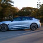 سيارة زيكر 001 2024