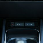 أزرار سيارة جيلي