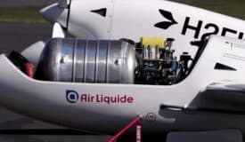 شاهد طائرة كهربائية تعمل بالهيدروجين السائل