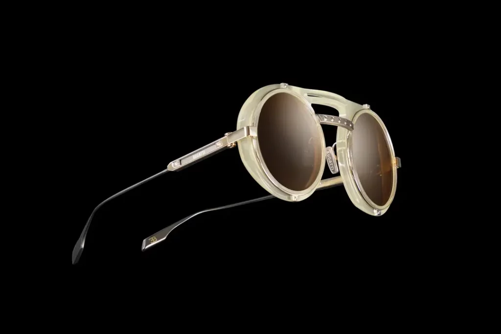 بوغاتي تعاود الإبداع بتقديم نظارات شمسية من الطراز الرفيع 6