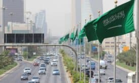 السعودية تفرض رسوم كفاءة استهلاك الوقود على رخص سير المركبات