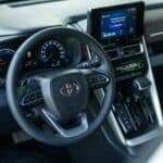 دركسيون سيارة تويوتا انوفا 2024 جديدة