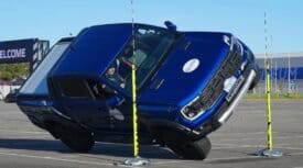 سيارة فورد رينجر رابتور تتحدى الفيزياء وتدخل موسوعة غينيس