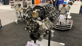 فورد تُحدد سعر مُحرك ميغازيلا V8 سعة 7.3 لتر
