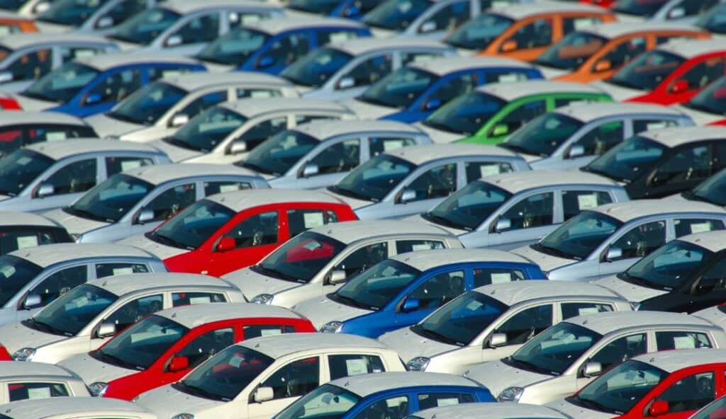 توقعات بارتفاع مبيعات السيارات الجديدة في عام 2024 2