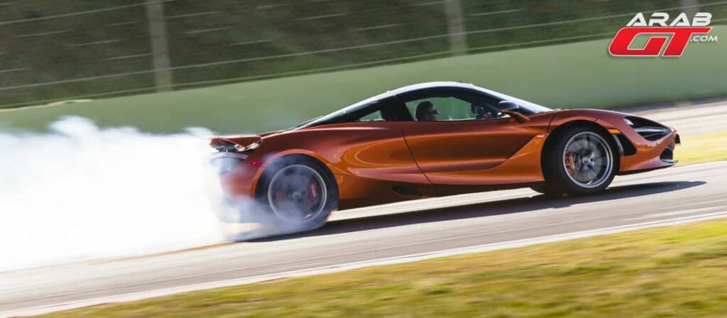 McLaren 720S - أفضل 8 سيارات رياضية من حيث القيمة مقابل السعر