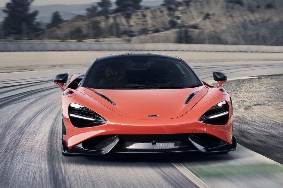 ماكلارين 765LT