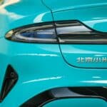 اضواء سيارة شاومي SU7