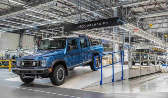 مصنع شركة اينوس اوتوموتيف