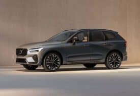 سيارة فولفو XC60 2026