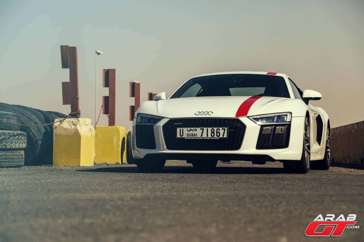 اودي ار 8
