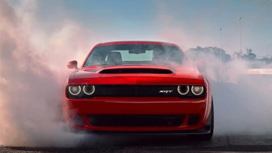 تشالنجر مع محرك Hemi