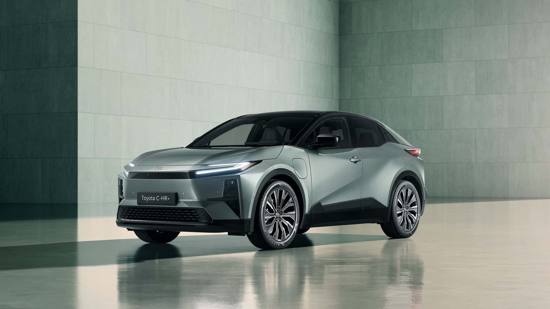 سيارة تويوتا C-HR+ 2026