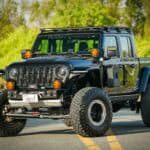 سيارة جيب جلاديتور