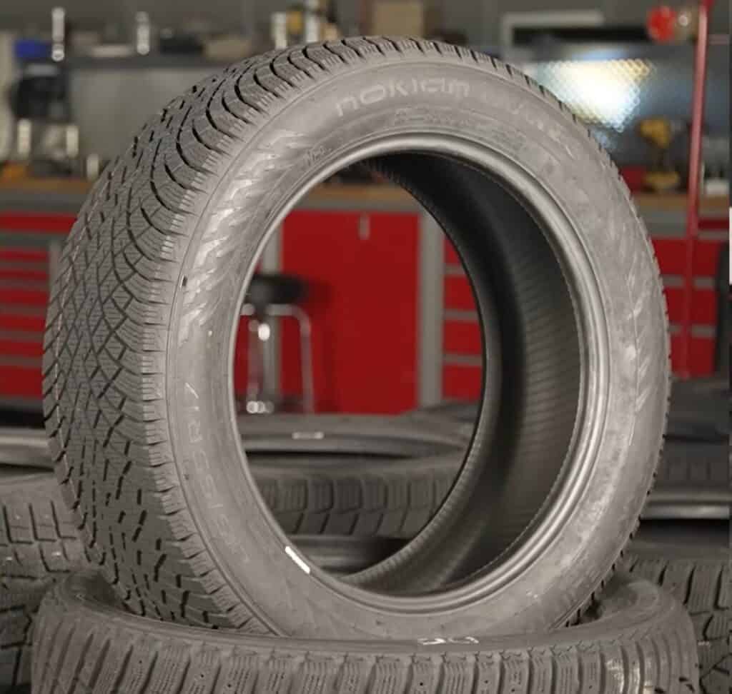 Nokian Hakkapeliitta R5