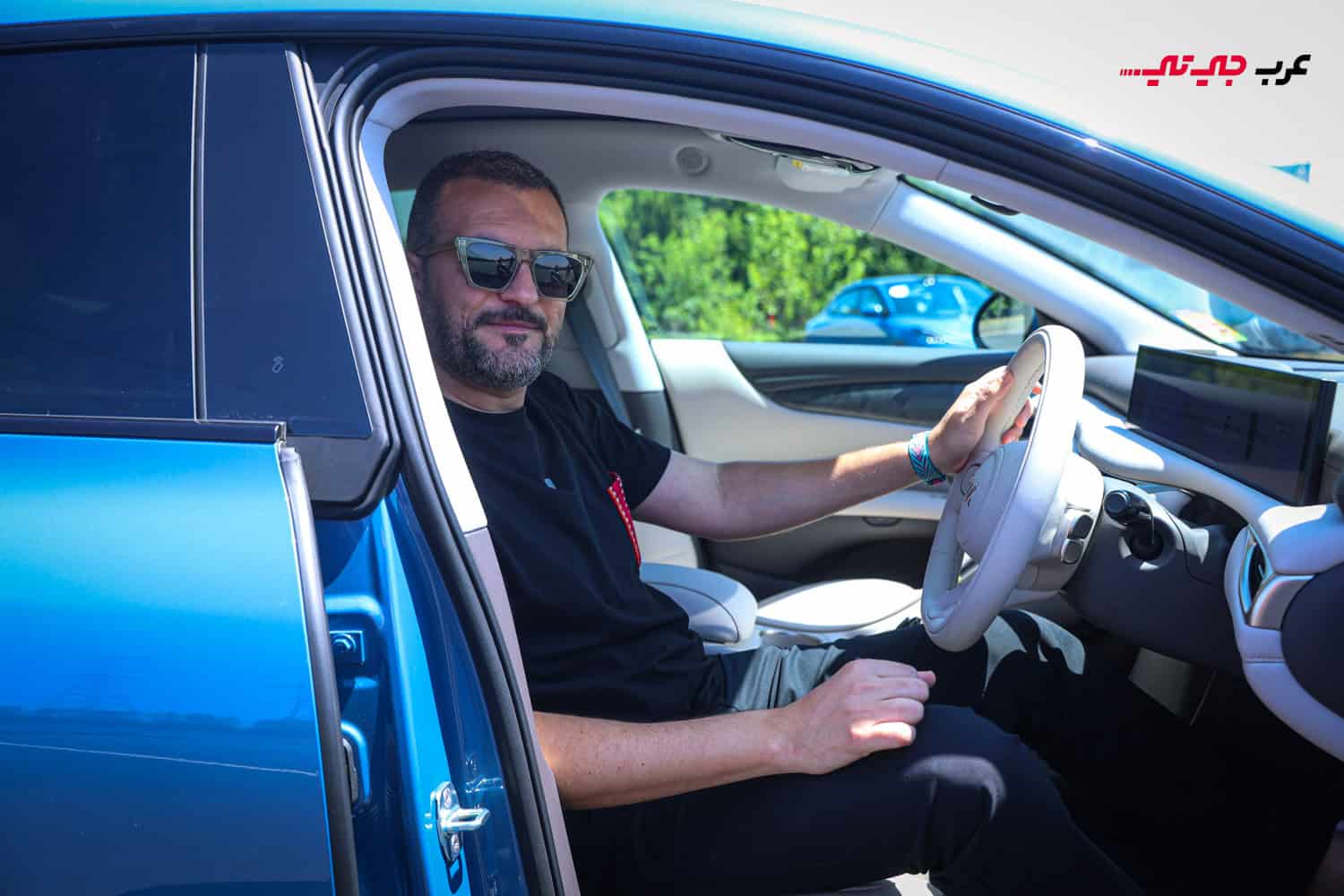 سيارة IM 5 من الداخل