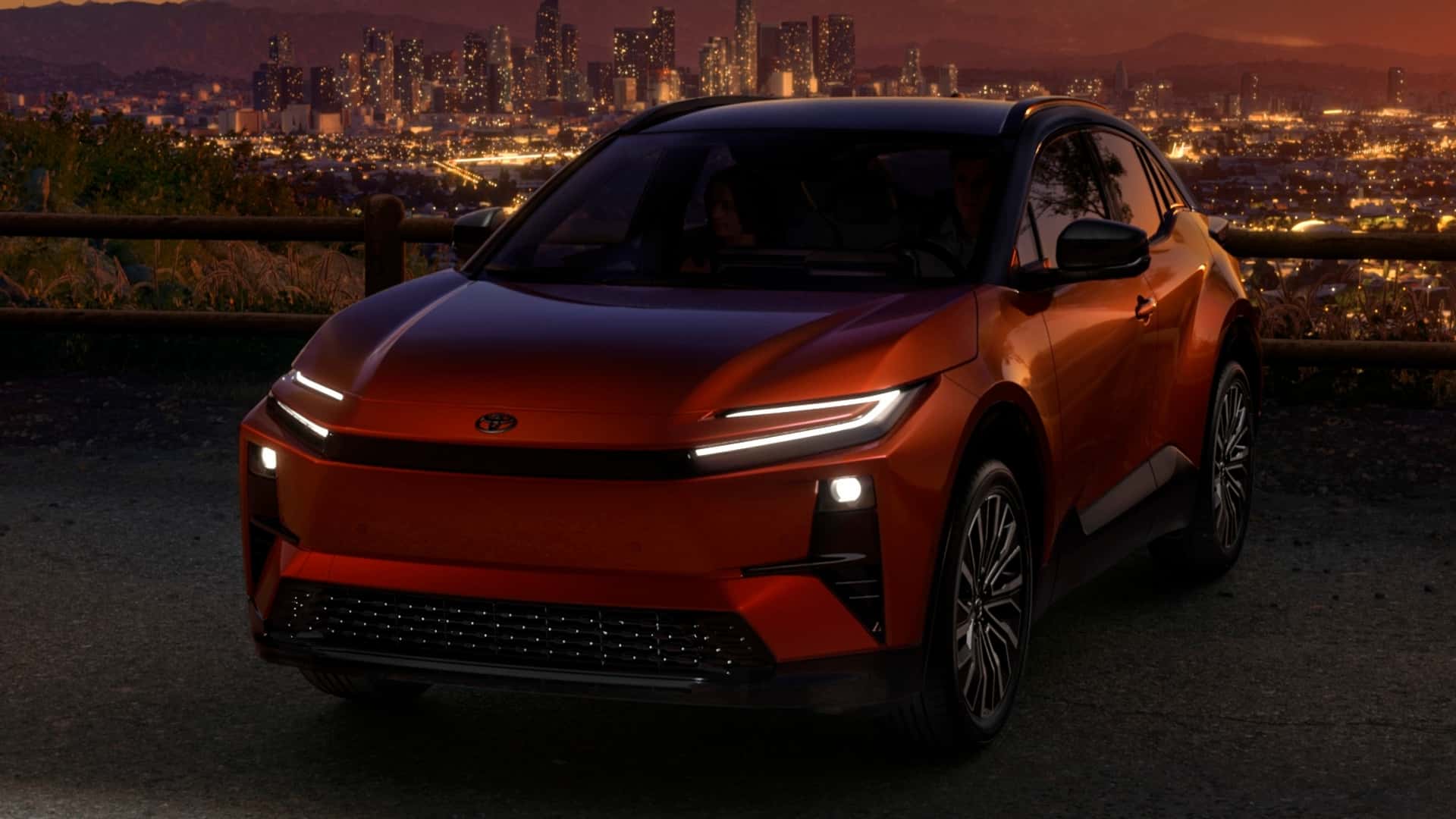 سيارة تويوتا C-HR 2026