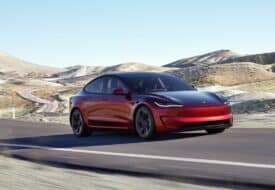 سيارة تسلا 2025 موديل 3 اسعار ومواصفات