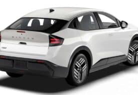 نيسان ليف ستاندر