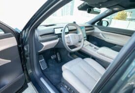 داخلية-سيارة-نيو-el8-2025-