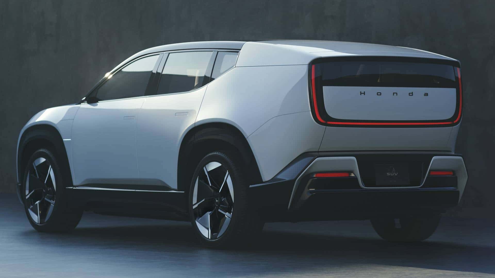 سيارة هوندا SUV كبيرة