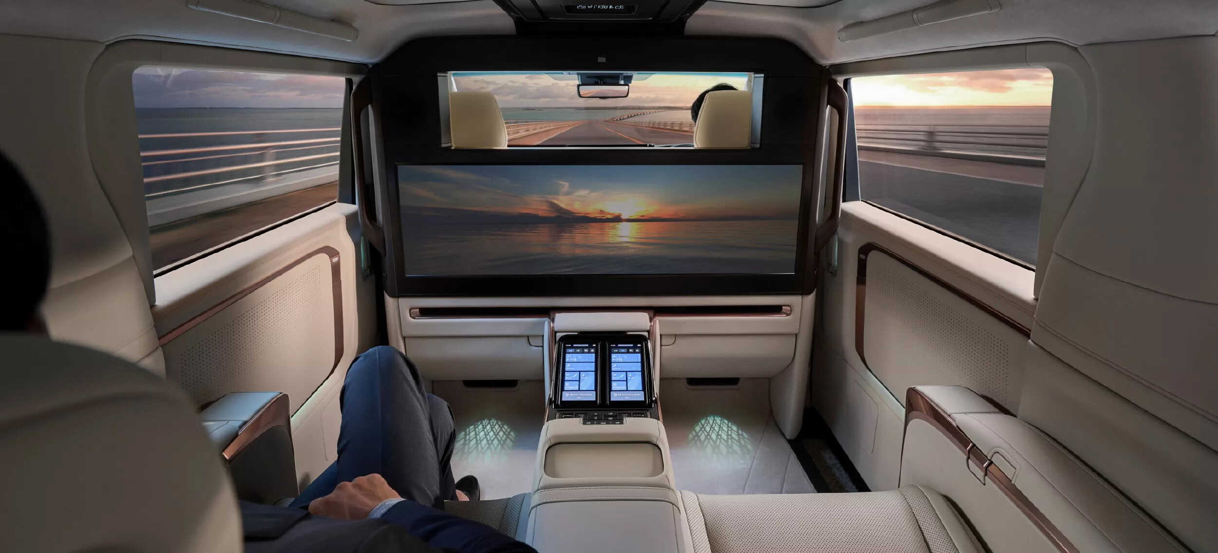 شاشة سيارة لكزس LM500h