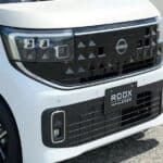 أضواء نيسان روكس