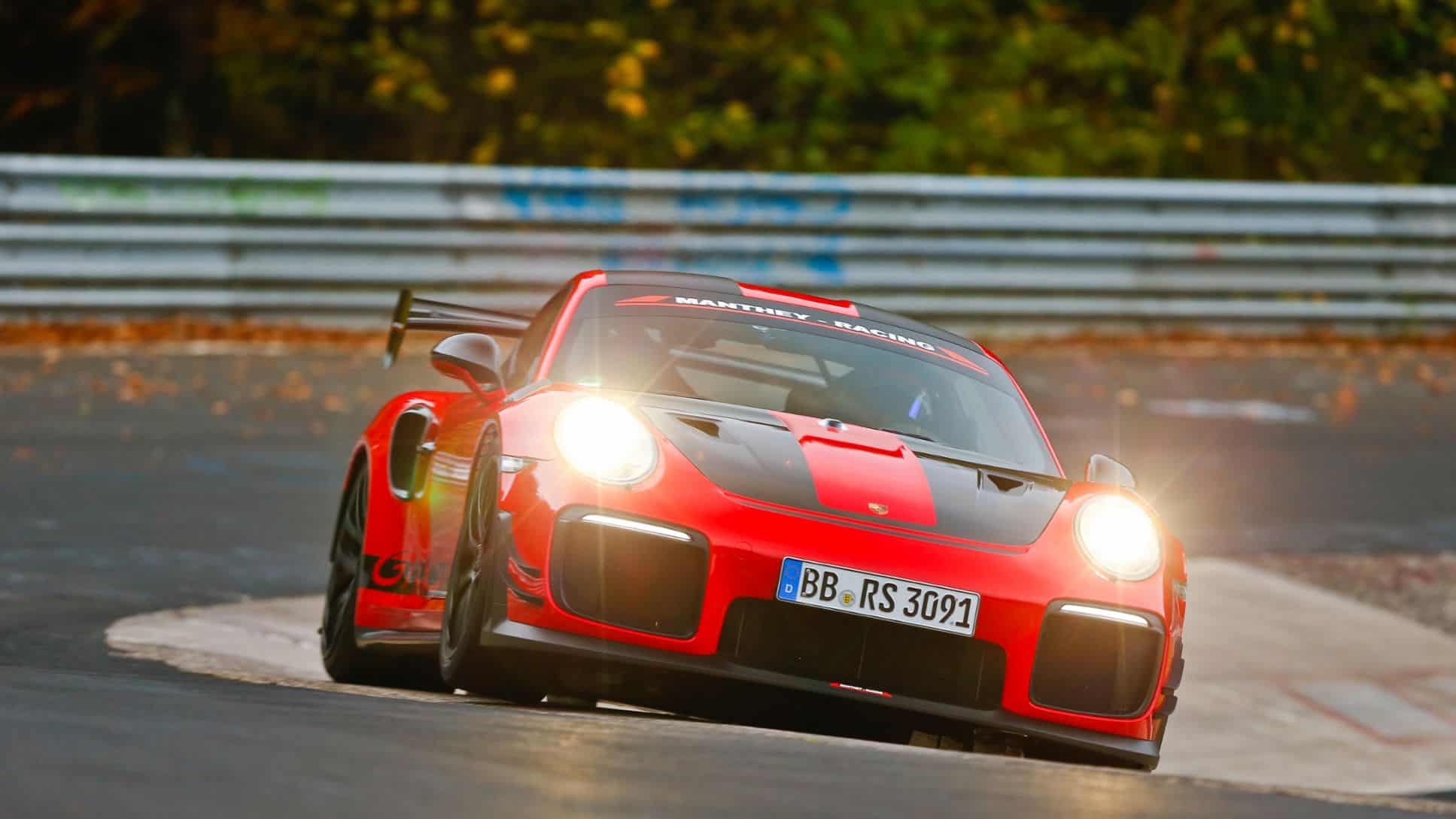 بورش 911 GT2 RS Manthey