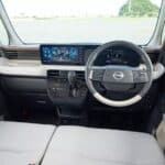 داخلية نيسان روكس