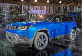 سيارة جيب شيروكي 2026