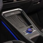 شاحن لاسلكي في سيارة فولكس فاجن تي روك 2026