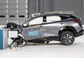 اختبار تصادم سيارة نيسان أريا 2025