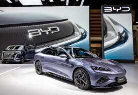 انخفاض أسهم بي واي دي بقوة بعد إعلان تراجع أرباحها - BYD Shares