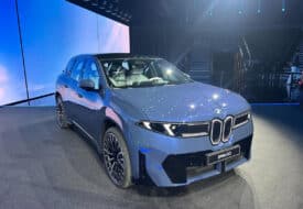 سيارة بي إم