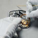 شعار من الذهب