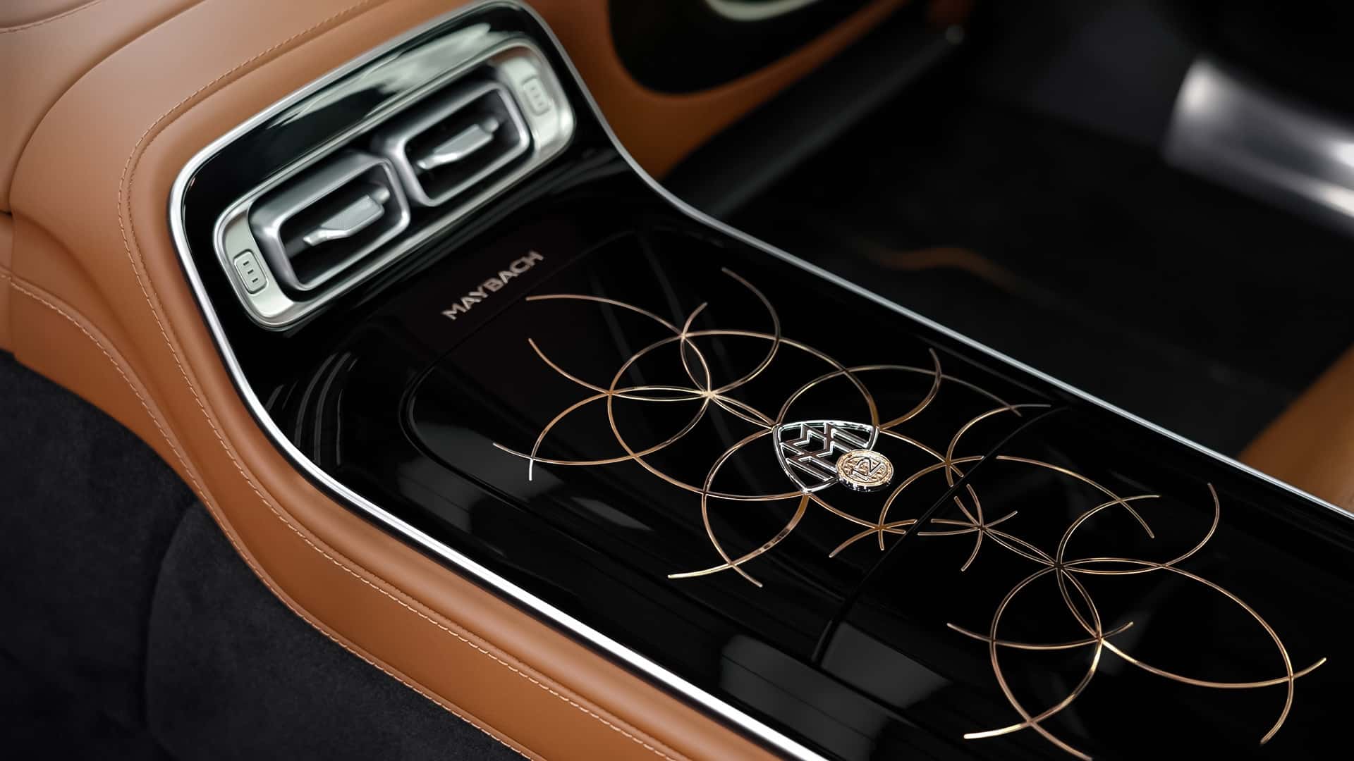 مرسيدس مايباخ اس كلاس V12 2026 من الداخل