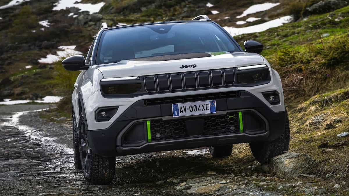 جيب أفنجر هايبرد 2026