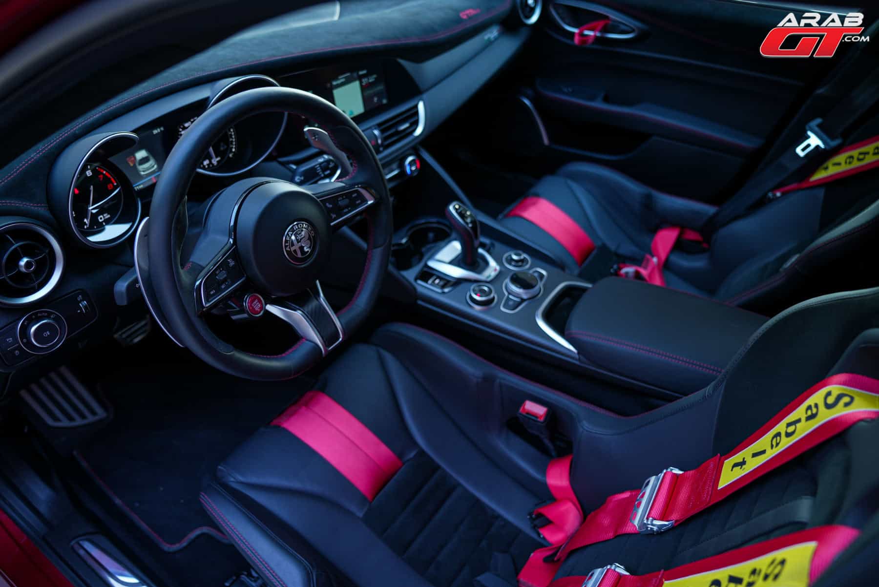 داخلية-الفا-روميو-جوليا-GTAm